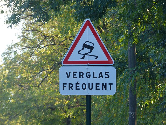 Panneaux d’annonce de verglas fréquent